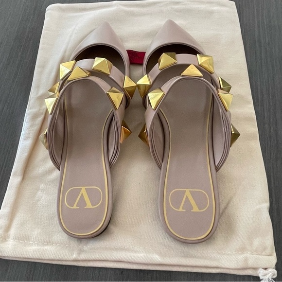 Valentino Beige Leather Rockstud-embellishment pointed-toe mules size 7.5 NEW! - Picture 4 of 12